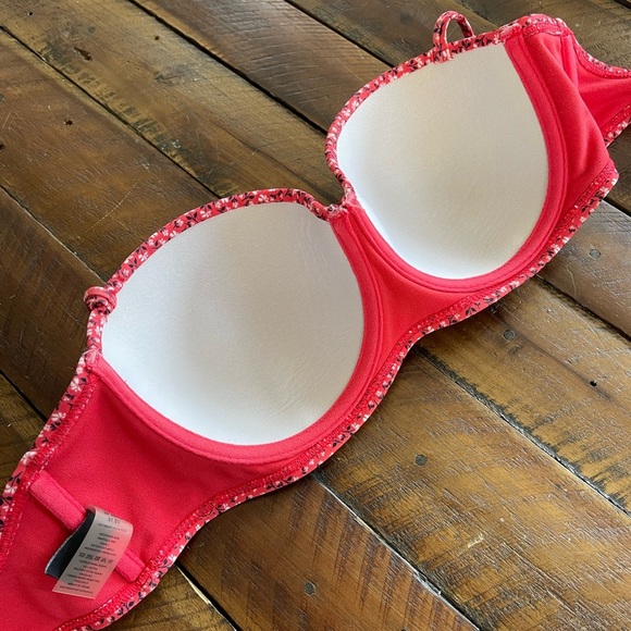 South Beach ditsy floral print bikini top - Picture 7 of 8